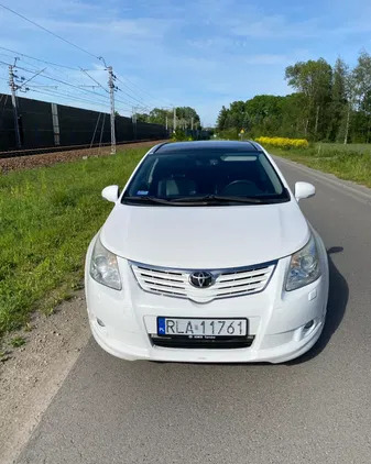 samochody osobowe Toyota Avensis cena 22500 przebieg: 420000, rok produkcji 2010 z Tarnów